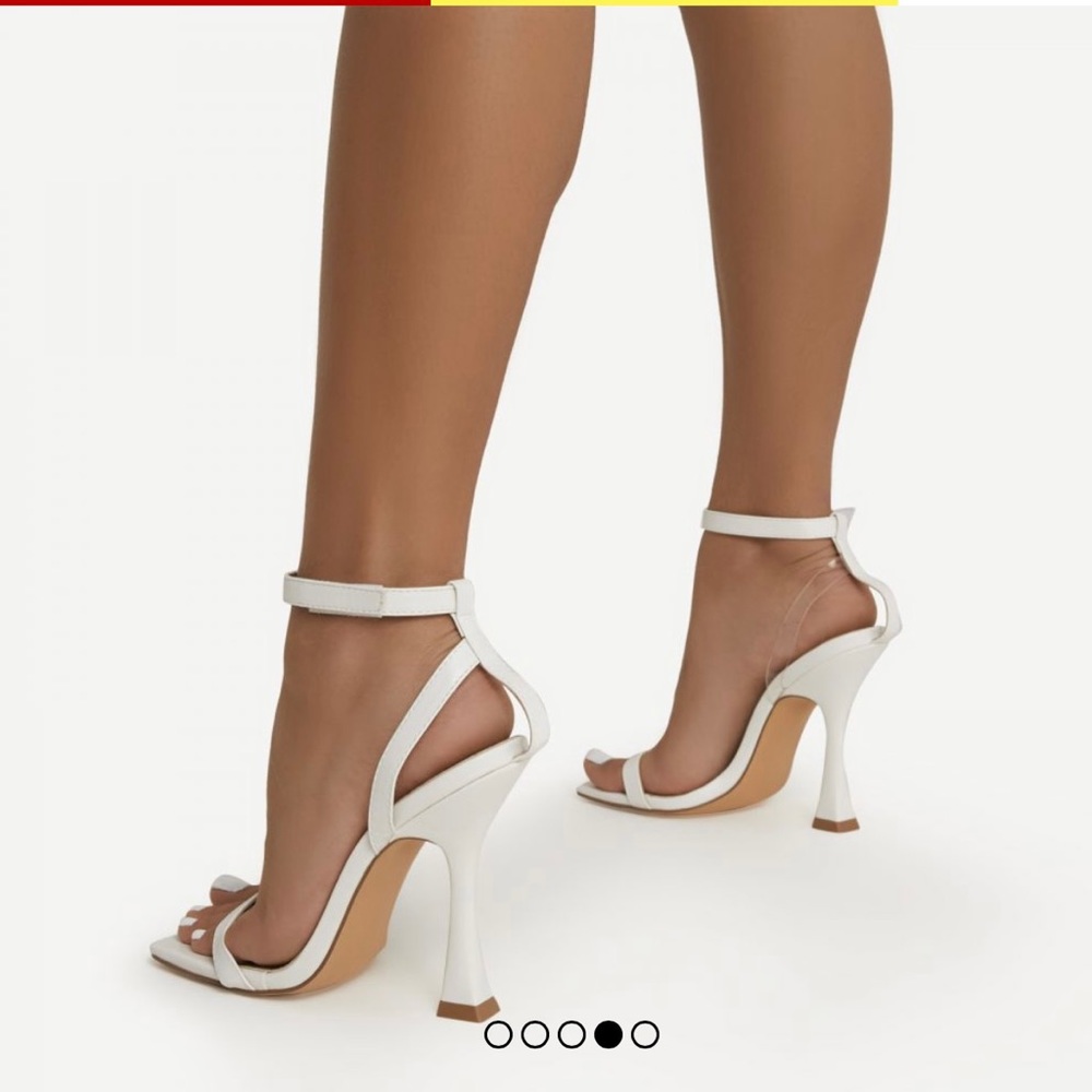 BARELY THERE FLARED HEEL IN WHITE - Picture 2 of 3